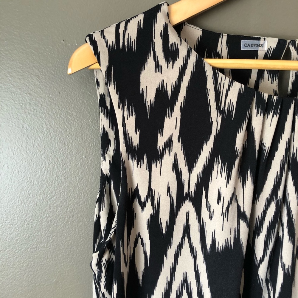 XL Calvin Klein sleeveless blouse